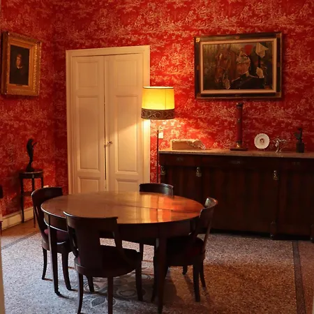 וילה Chateau De Liviere