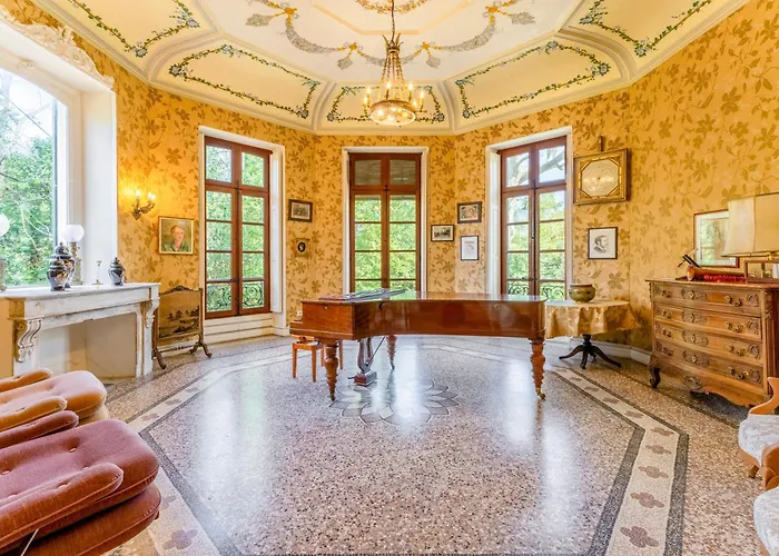 Villa Château De Livière *
